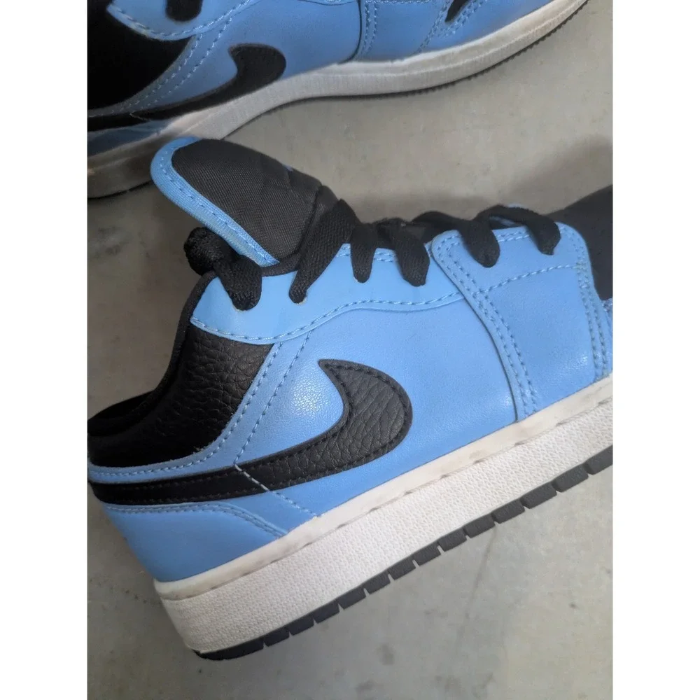 Jordan Air Jordan 1 Low Kid's 4.5Y Blue Black University Blue 553560-403
